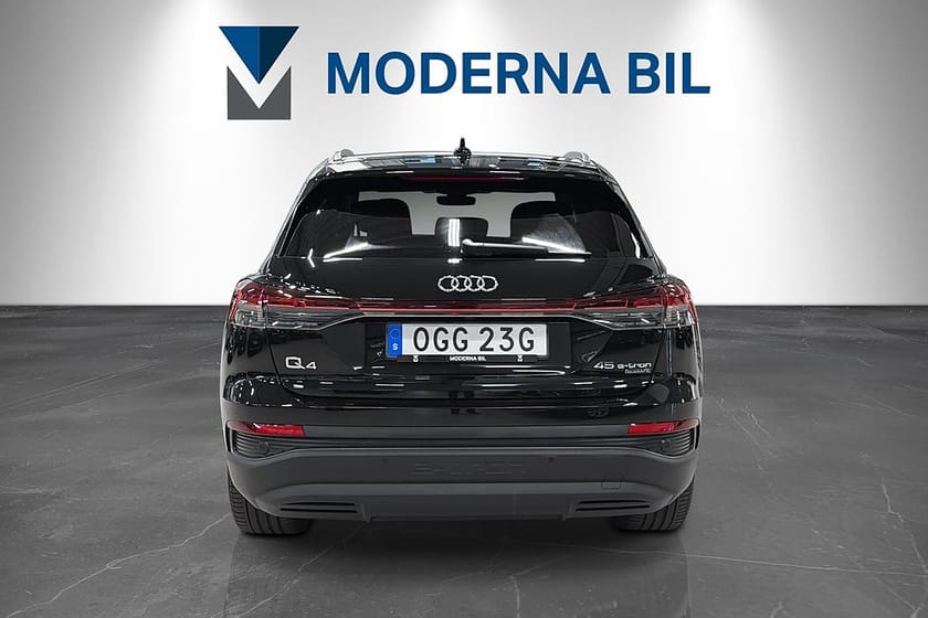 Bild 5 av Audi Q4 45 e-tron quattro Audi 265hk Drag Adaptiv B-kam Moms