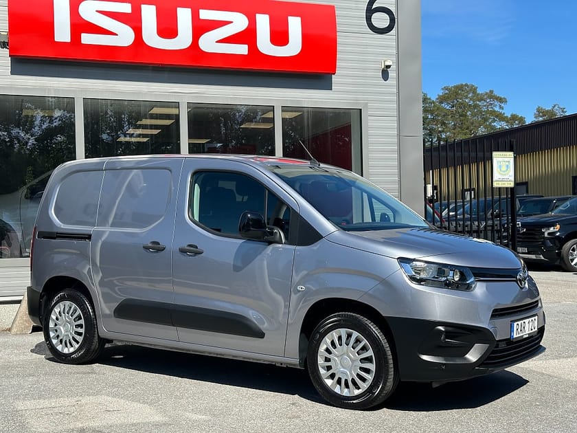 Bild 3 av Toyota ProAce City 1.5D | Komfortvägg | Låga mil | Backkamera | Moms