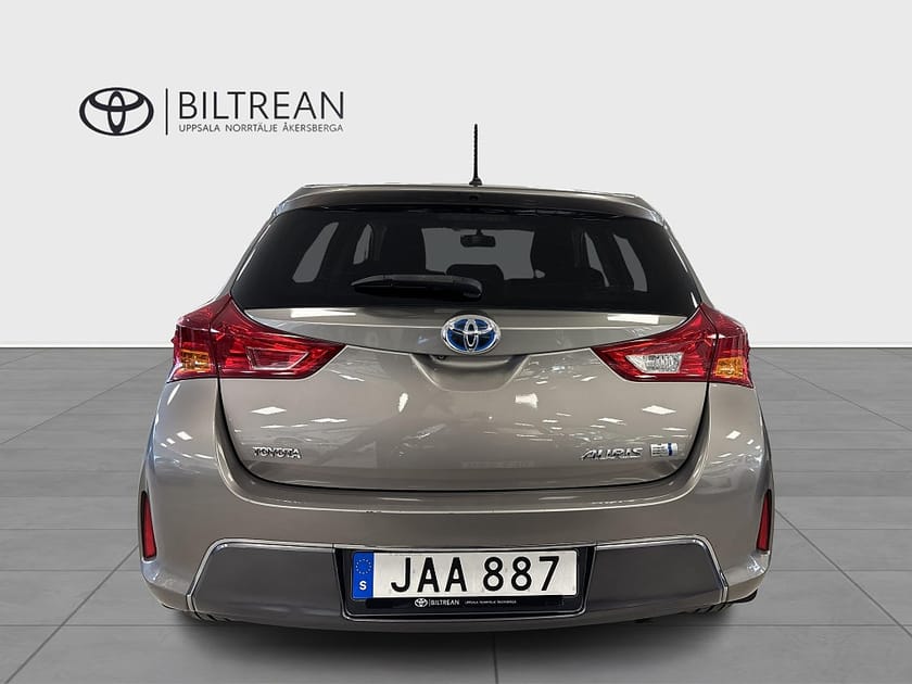 Bild 4 av Toyota Auris Hybrid CVT Edition 50 V-hjul!