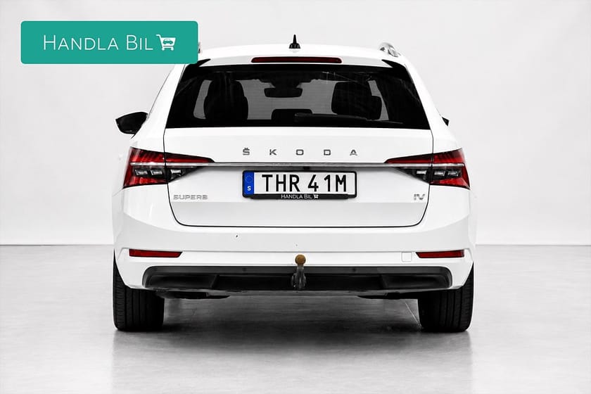Bild 5 av Škoda Superb iV Kombi 1.4 Plug-in Cockpit B-värm Adaptivf Moms Drag