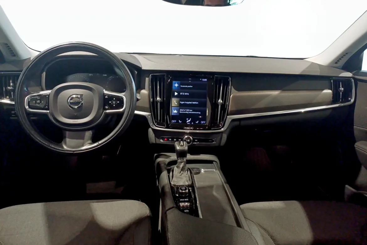 Volvo V90 Cross Country