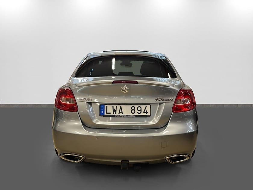 Bild 5 av Suzuki Kizashi 2.4 AWD 178hk Automat Drag/M-Värmare