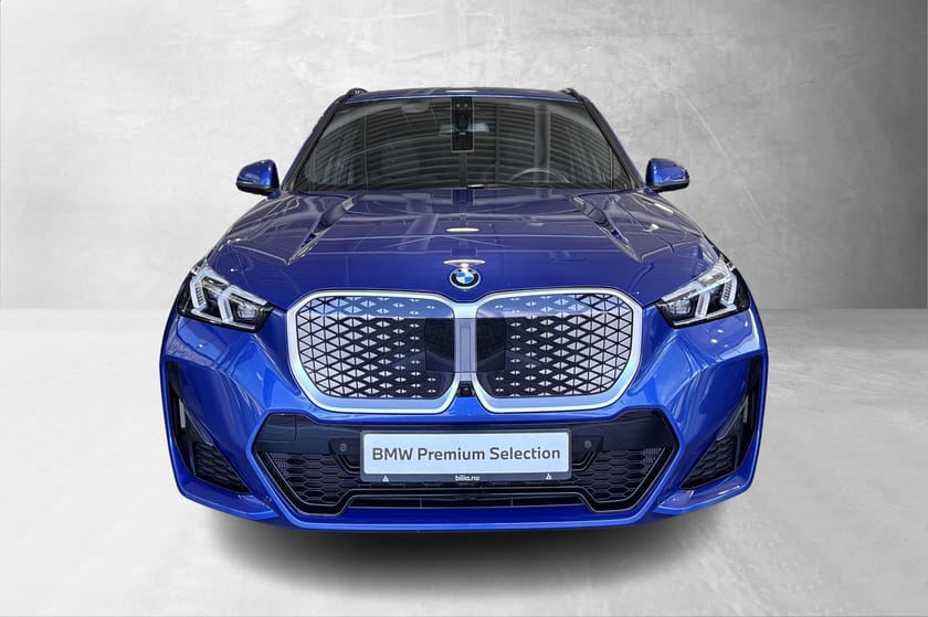 Bilde 2 av BMW iX1 xDrive30 Fully Charged, M Sport, Panorama