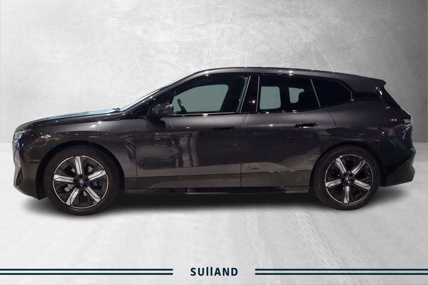 Bilde 2 av BMW iX xDrive50 Fully Charged/Bakhjulsstyring/Klimaseter/HarmanKardon