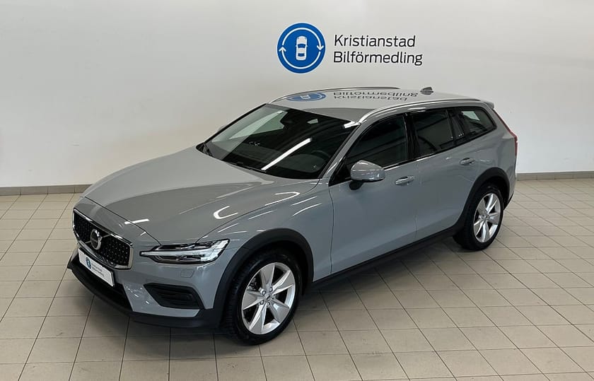 Bild 3 av Volvo V60 Cross Country B4 AWD Aut. Core Klimatpkt. Dragkrok