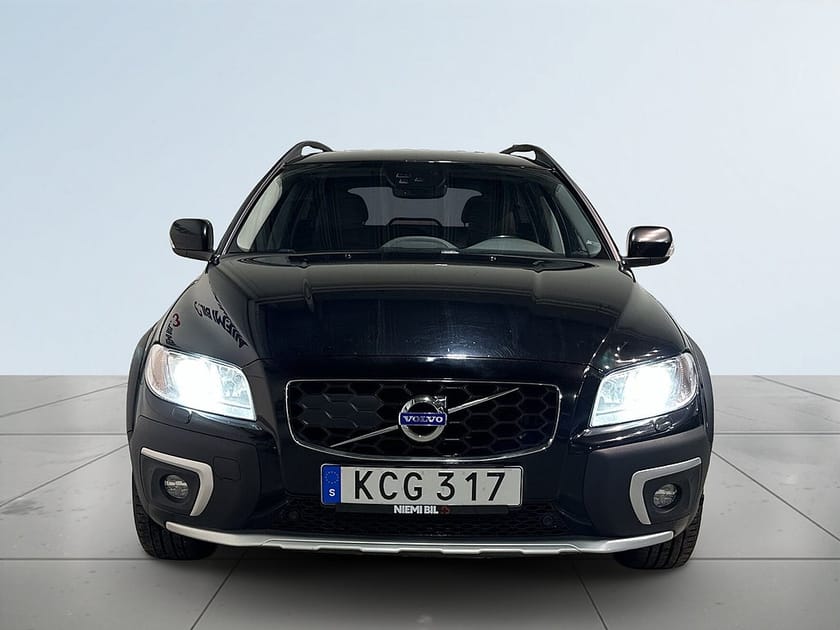 Bild 2 av Volvo XC70 D5 AWD Classic Summum Dvärm Skinn Drag MoK S/V-hjul