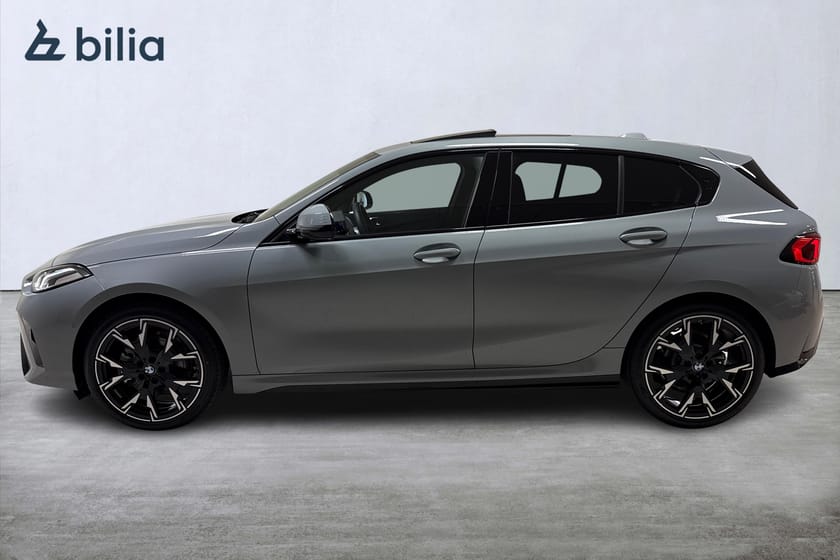 Bild 3 av BMW 120 M Sport / H/K / Pano / Rattvärme/Sportstolar/Backkamera