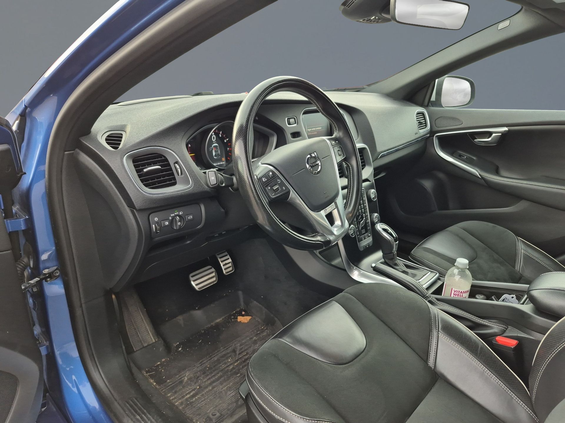 Volvo V40 T3 aut R-Design Edt 2019, bild 5/10