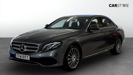 Mercedes-Benz E 400 4MATIC 333Hk / 360° / HUD / Drag