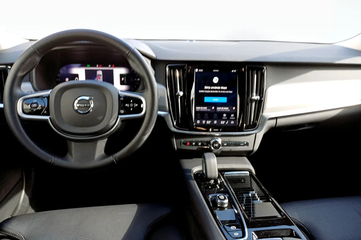 Volvo V90