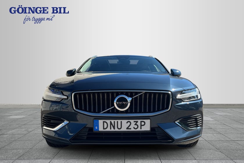 Bild 3 av Volvo V60 Recharge T6 Plus Bright Panorama/ Dragkrok
