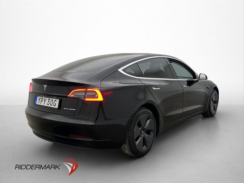Bild 5 av Tesla Model 3 Long Range AWD Autopilot MOMS Svensksåld