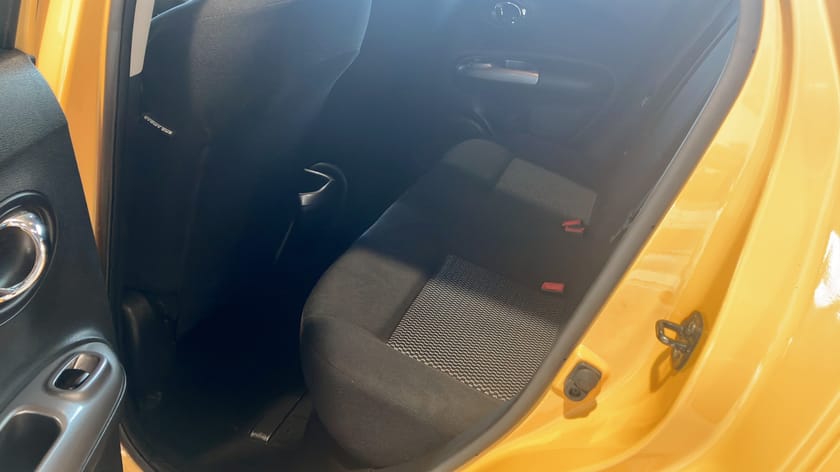 Bild 5 av Nissan Juke 1.6L ACENTA 2WD CVT TECH PACK E6