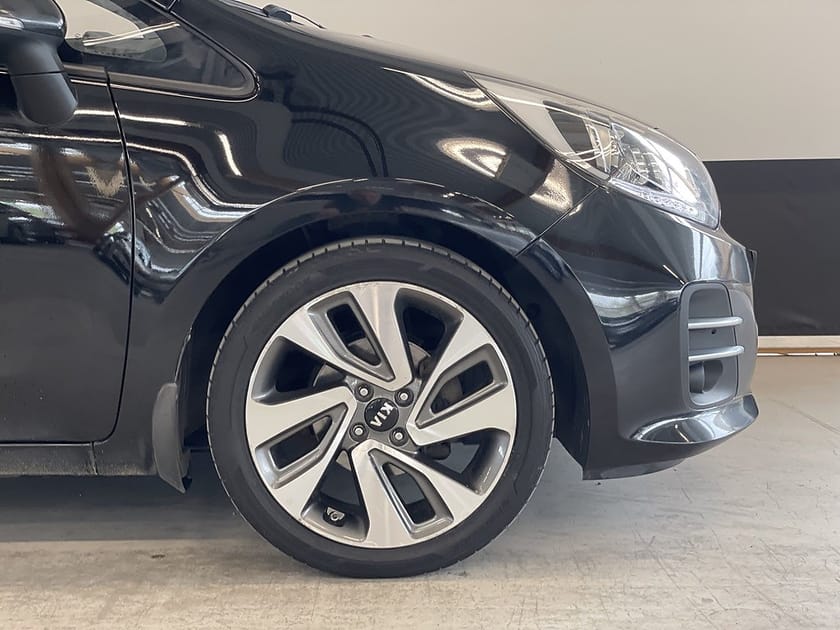Bild 5 av Kia Rio 1.2 CVVT 84hk Backkamera Navigation Rattvärme
