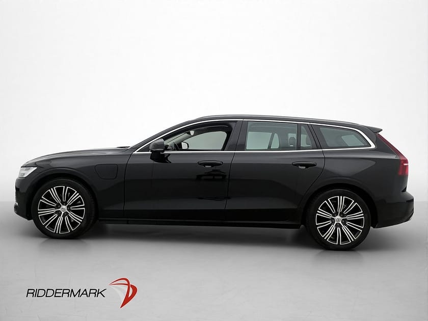 Bild 2 av Volvo V60 T6 AWD Inscription Expression VOC Värm Drag Kamera