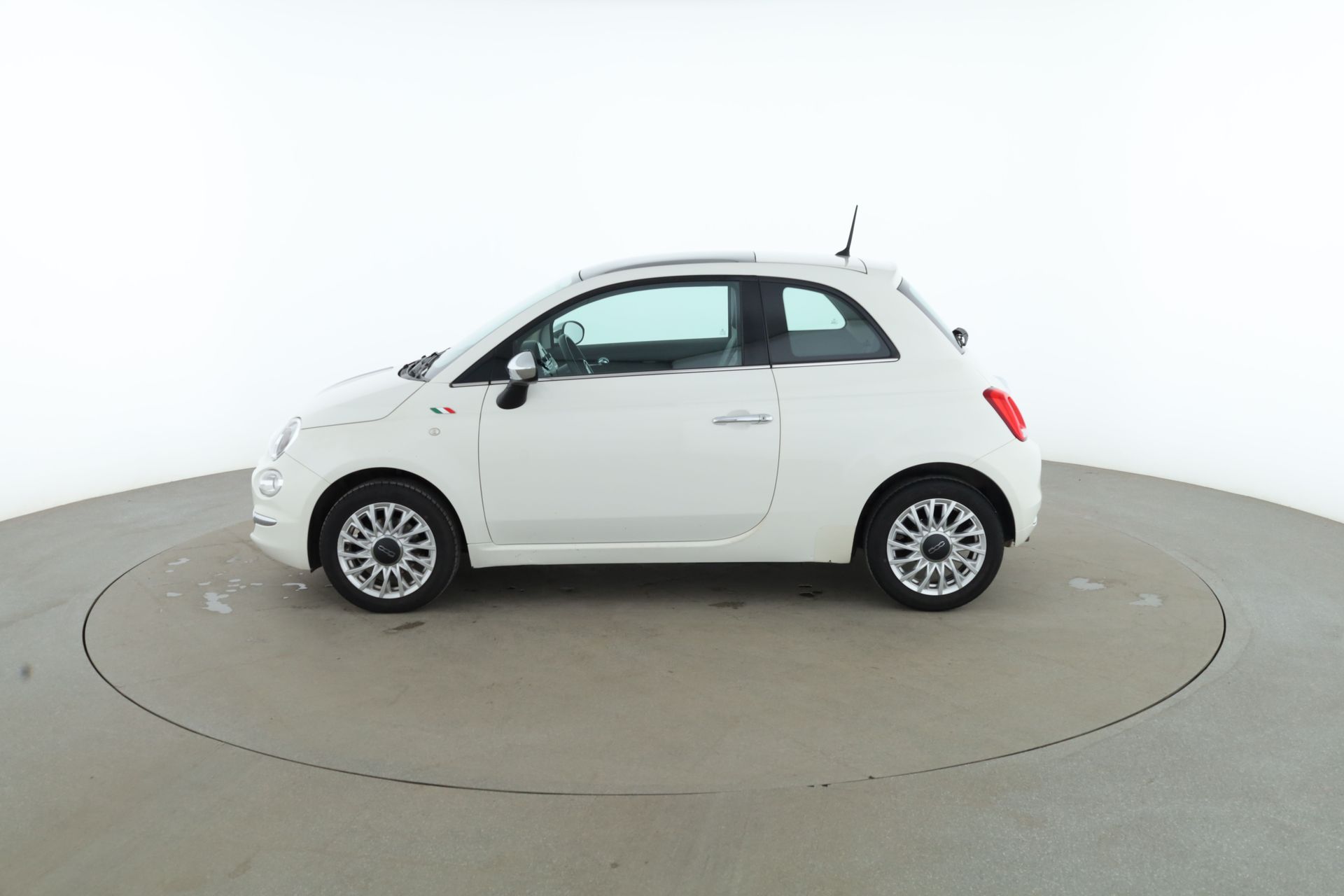 Fiat 500 1.2 8V 2016, bild 2/33
