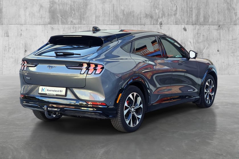Bilde 5 av Ford Mustang Mach-E Long Range AWD | Krok | | Panorama