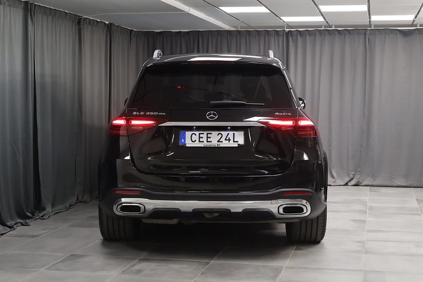Bild 4 av Mercedes-Benz GLE 350 de 4MATIC AMG Pano Burmester Drag Airmatic Moms