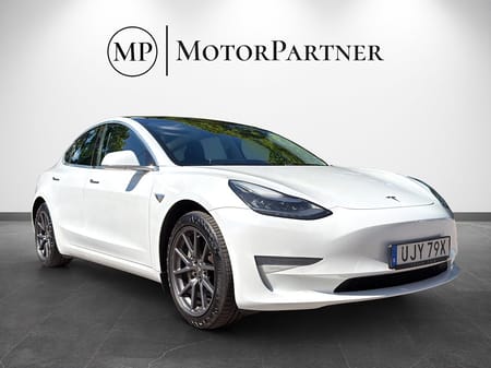 Tesla Model 3 Long Range AWD Autopilot 441hk MOMS