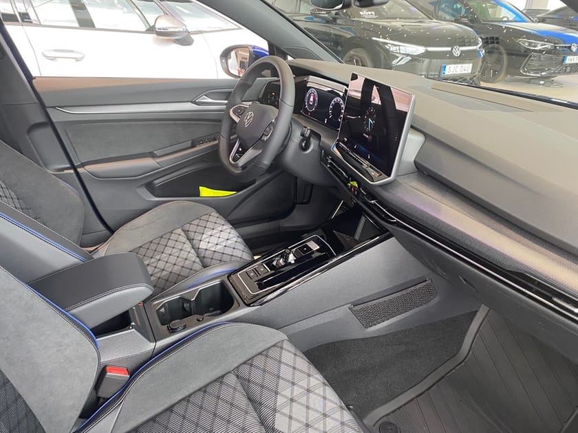 Bild 5 av Volkswagen Golf R-LINE 1,5 ETSI 150 HK DSG7