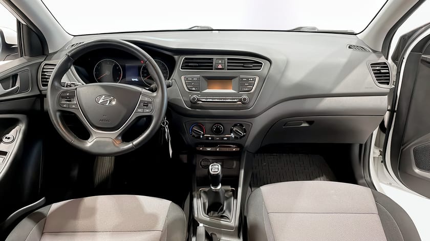 Bild 4 av Hyundai i20 1.2 Manuell 84hk | Ny servad |