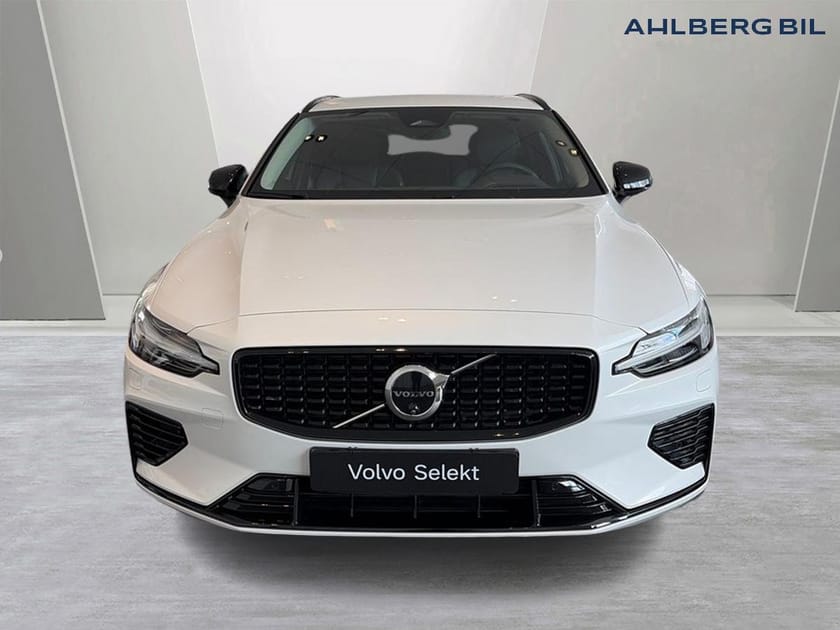 Bild 4 av Volvo V60 T6 Plus Dark Nordic Edition - Plus ,  Dragkrok ,  360 kamera ,  Heads up display ,  Mörkt tonade rutor