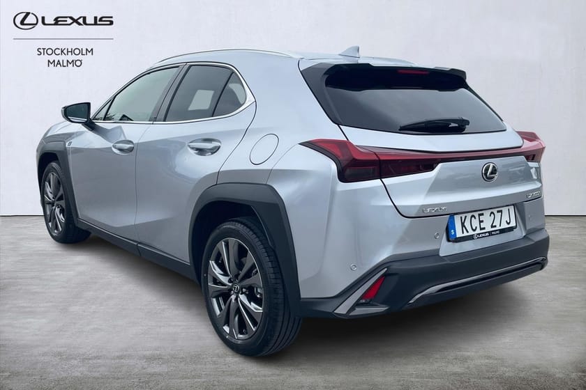 Bild 2 av Lexus UX 300h F Sport Design Navigation Parkeringsvärmare