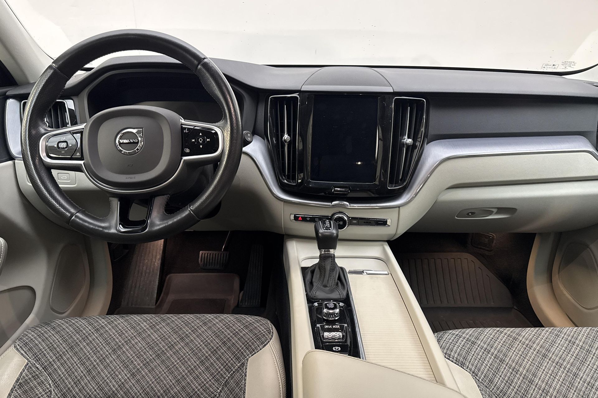 Volvo XC60 T4 2019, bild 7/10