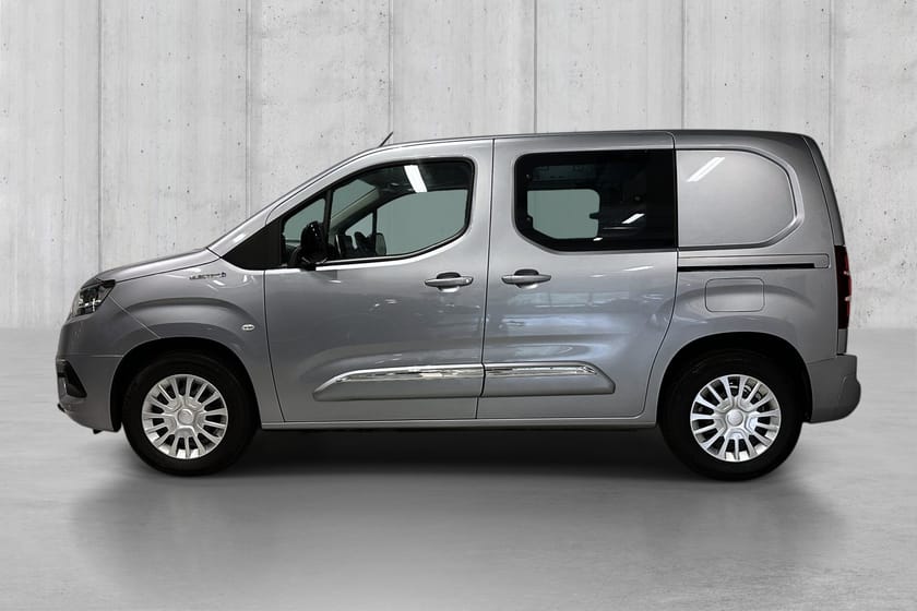 Bilde 4 av Toyota ProAce City Electric EV | Comfort | L2 | 3S | Kamera | 2x skyv | Norsk