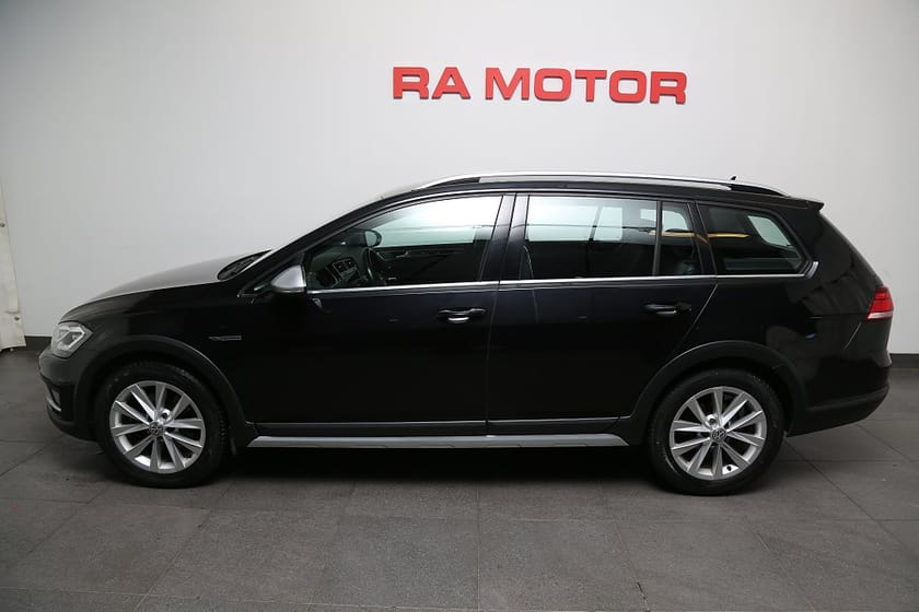 Bild 3 av Volkswagen Golf Alltrack 1.8 TSI 4Motion 180hk | Drag | Värmare | B-Kam