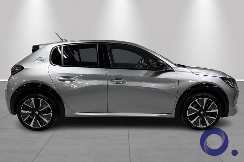 Bilde 4 av Peugeot e-208 GT PACK, SOLTAK, ADAPTIV CRUISE