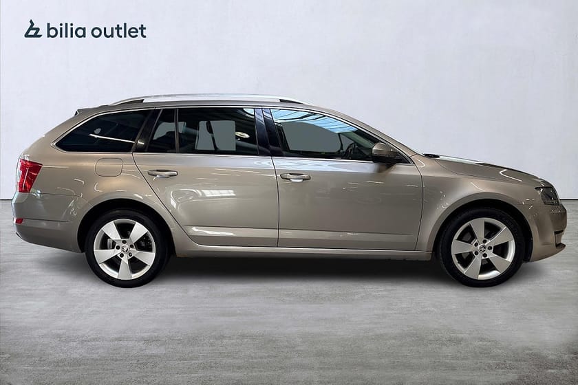 Bild 5 av Škoda Octavia Kombi Skoda 1.4 TSI DSG Style 150hk Navi Drag CANTON B-kamera