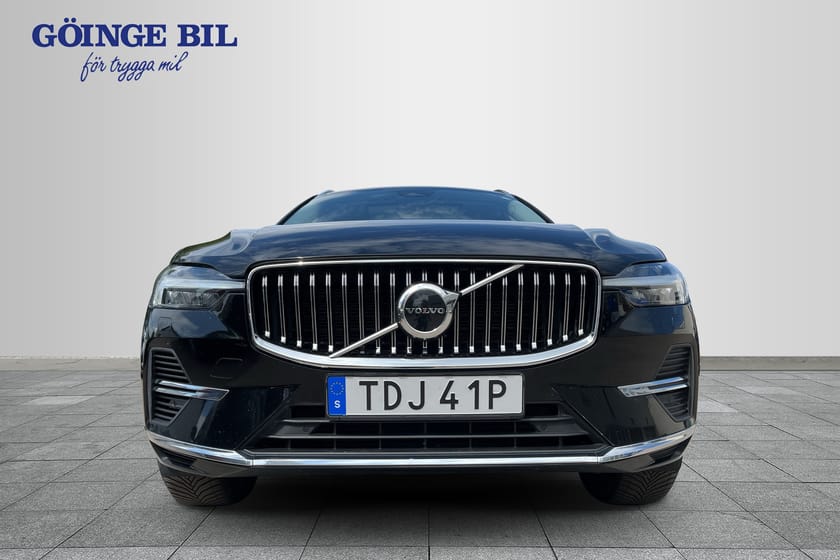 Bild 3 av Volvo XC60 Recharge T6 Core Edition Drag/ Navi/ Kamera/ Panorama