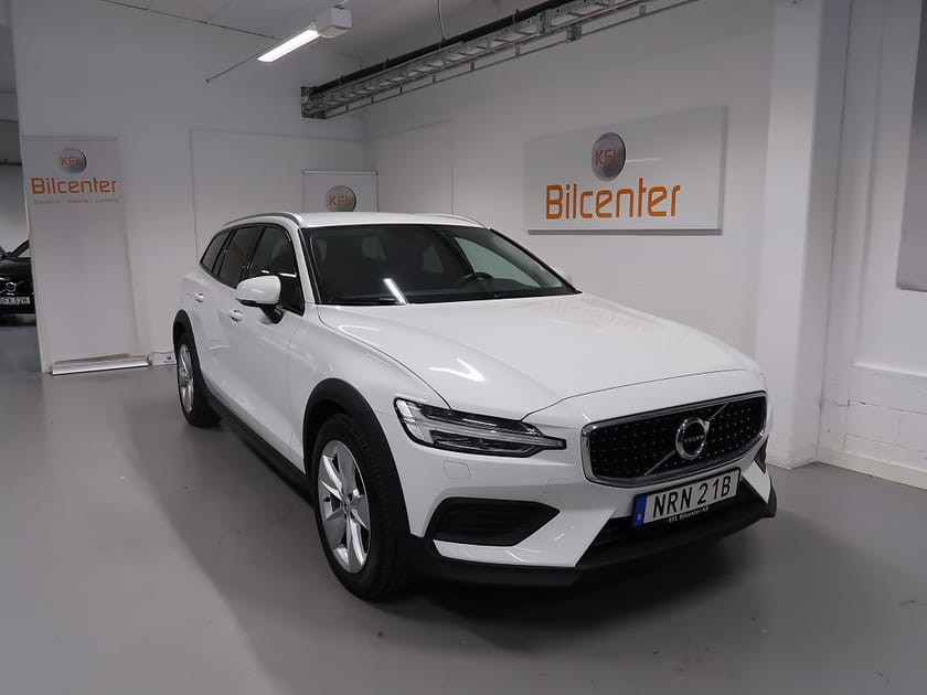 Bild 3 av Volvo V60 Cross Country B4 AWD V-Däck ingår Navi-Kamera-Värmare-VoC-CarPlay-Pil