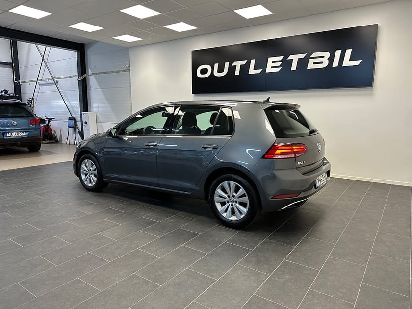 Bild 4 av Volkswagen Golf 5-dörrar 1.0 TSI 110hk Manuell Carplay