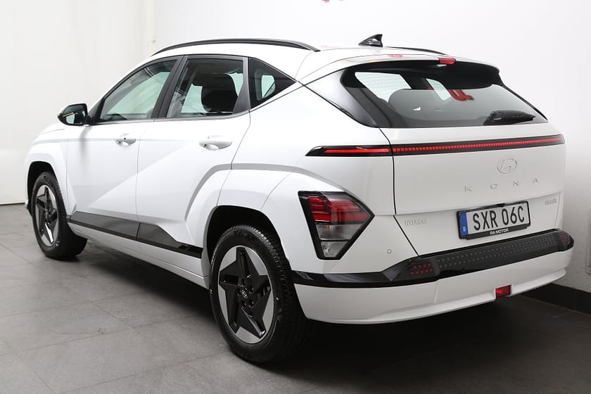 Bild 3 av Hyundai Kona Electric Long Range Essential 512km räckvidd | Moms