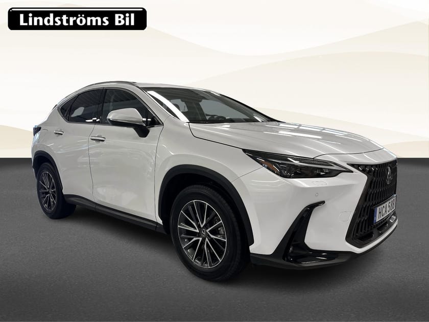 Bild 3 av Lexus NX 450h+ BUSINESS PLUS Vinterhjul