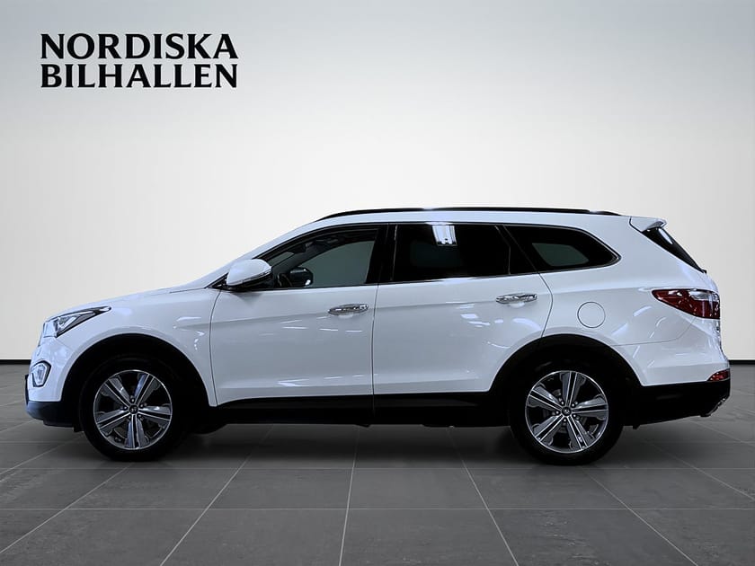 Bild 4 av Hyundai Grand Santa Fe 2.2 CRDi 4WD Shiftronic 7-sits Pano Kamera Värmare Drag