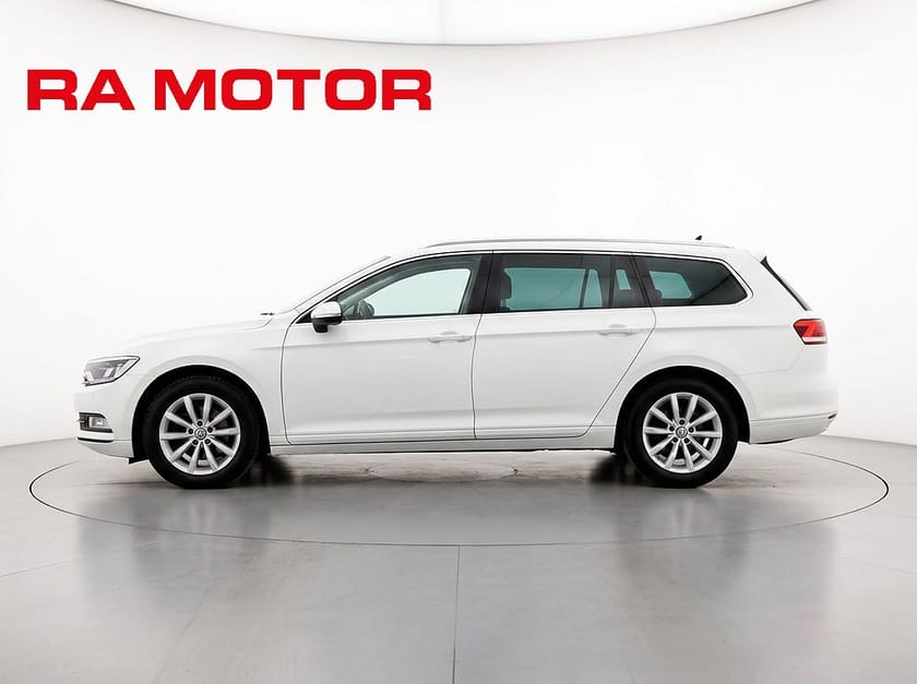 Bild 2 av Volkswagen Passat Sportscombi SC 2.0 TDI 150hk | D-Värmare | Drag | Kamera |