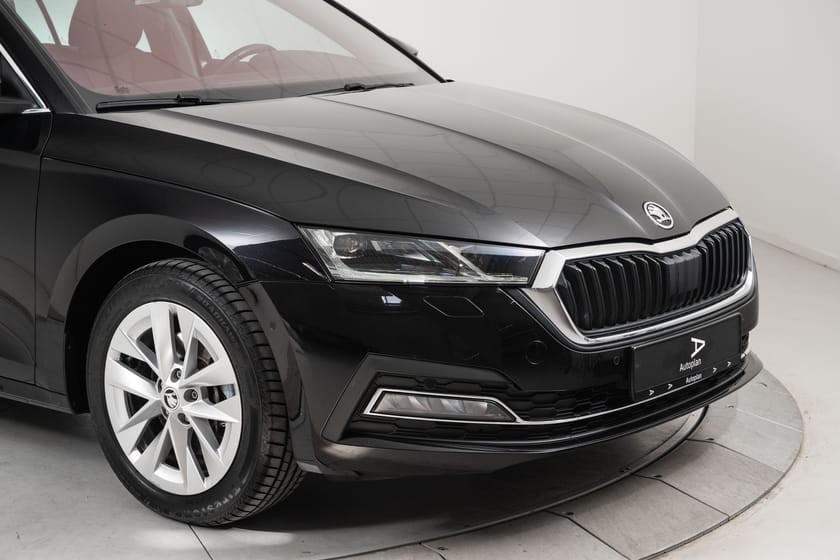 Bilde 3 av Škoda Octavia Stasjonsvogn 4x4 Krok Webasto ACC Kamera