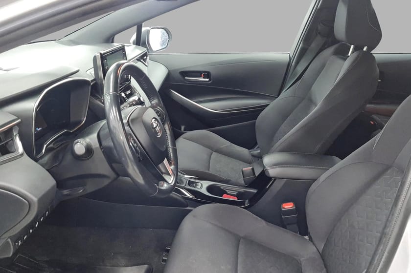 Bilde 4 av Toyota Corolla Touring Sports Hybrid Active Tech - LED - Adaptiv cruise