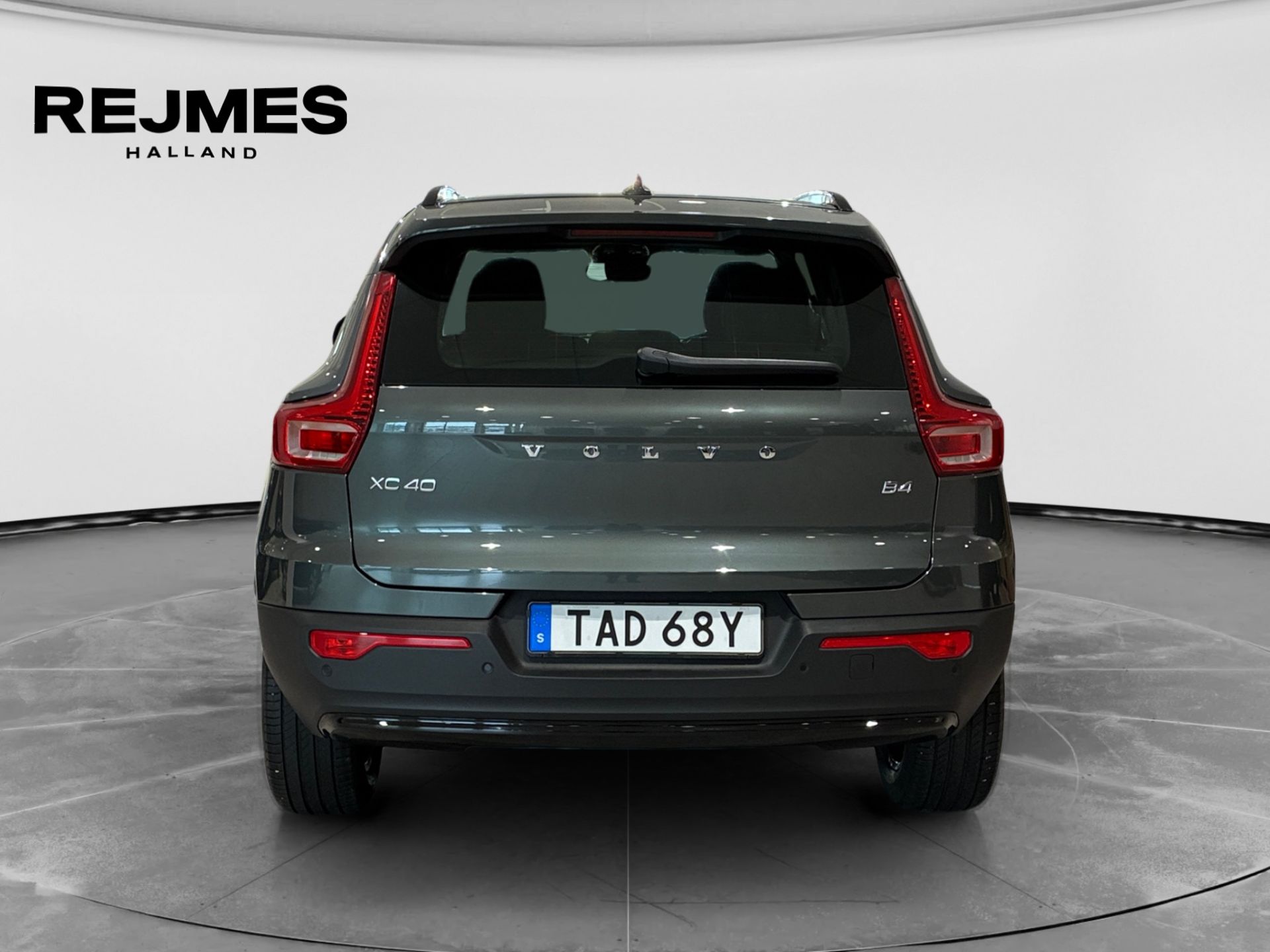 Volvo XC40 B4 FWD Bensin Plus Dark 2026, bild 7/10