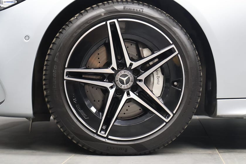 Bild 4 av Mercedes-Benz C 220 T d 4MATIC AMG ADVANCED PLUS DRAG NIGHT DRAG