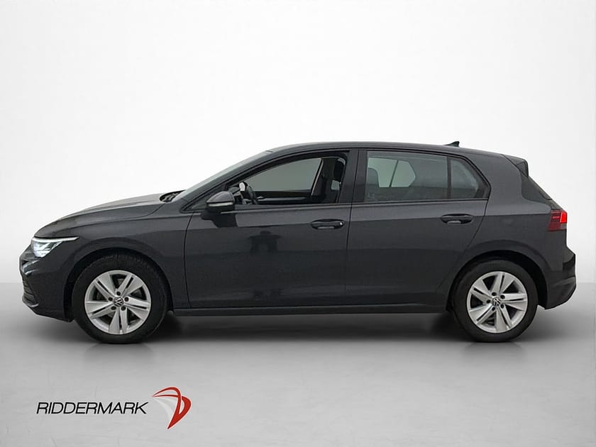 Bild 4 av Volkswagen Golf 1.5 eTSI Navi Carplay Rattvärme 150hk