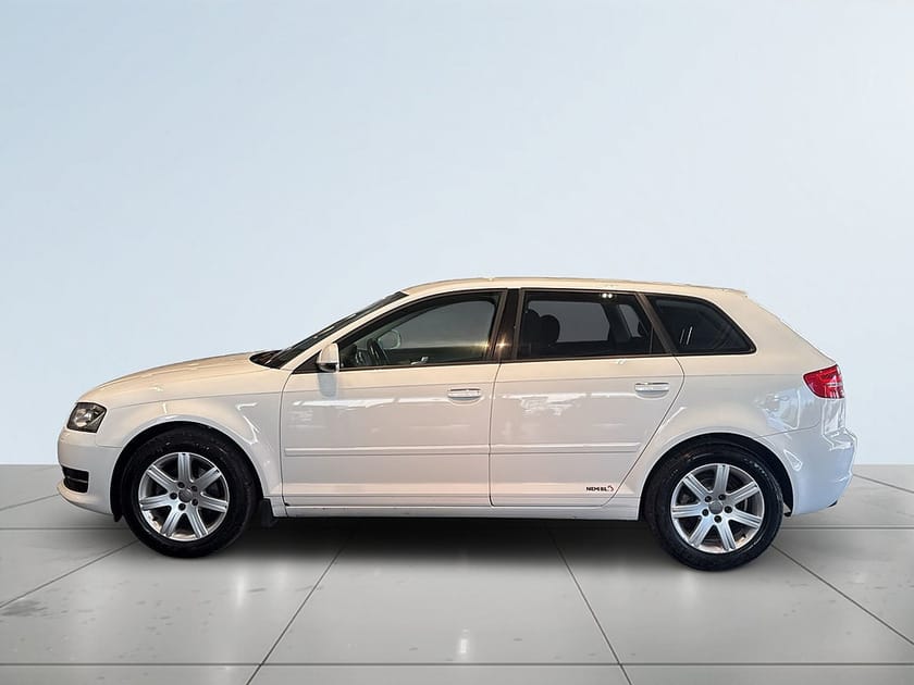 Bild 4 av Audi A3 Sportback 1.6 TDI Motorvärmare/S&V