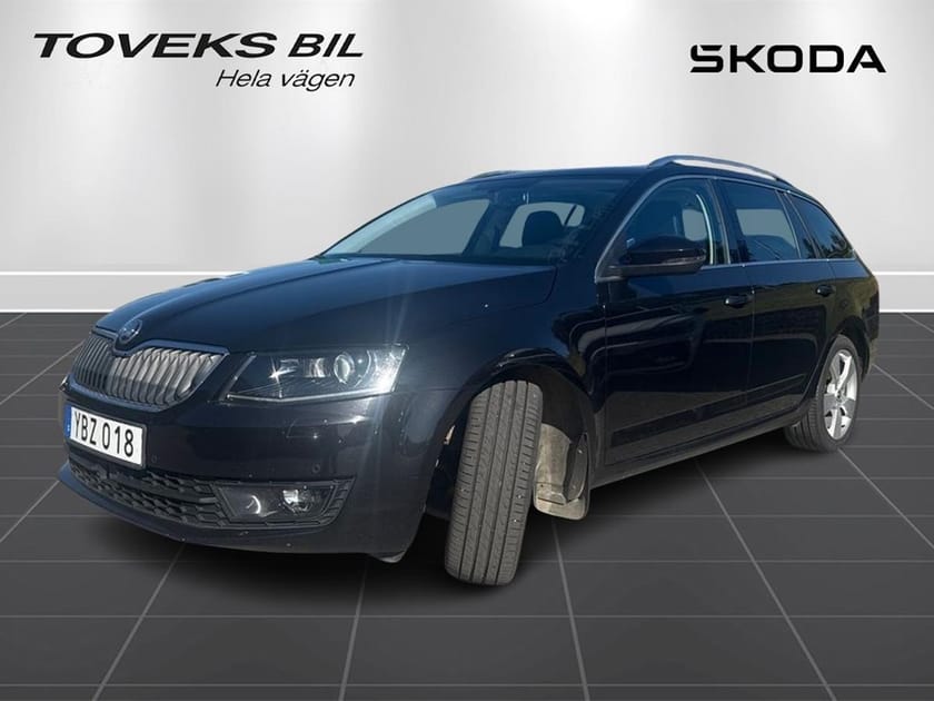 Bild 1 av Škoda Octavia Kombi Pano / Drag / Backkamera / Värmare