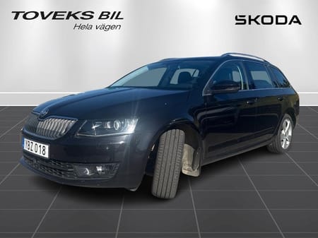 Škoda Octavia Kombi Pano / Drag / Backkamera / Värmare