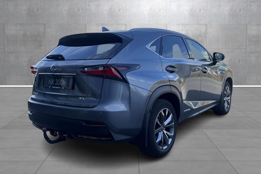 Bilde 5 av Lexus NX 300h AWD AWD-F Sport Hengerfeste