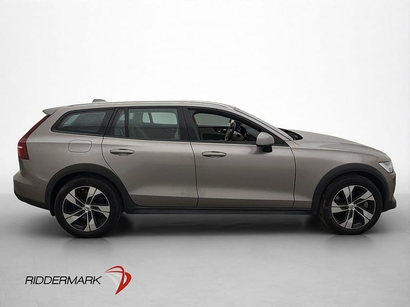Bild 4 av Volvo V60 Cross Country D4 Polestar AWD Drag Värmare CarPlay