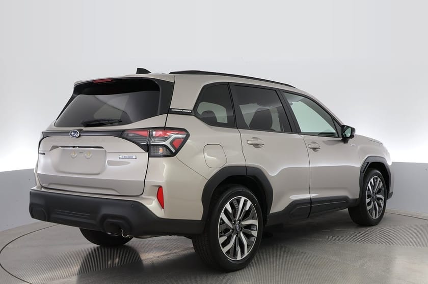 Bild 5 av Subaru Forester e-Boxer Limited AUT Navigation Adaptiv Farth B-kamera